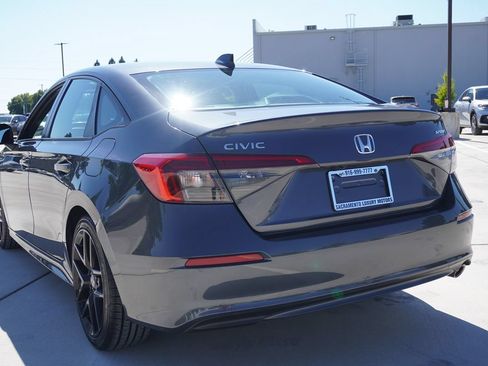 Used 2022 Honda Civic Sport image 12