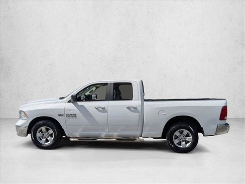 Used 2016 RAM 1500 Classic SLT image 9