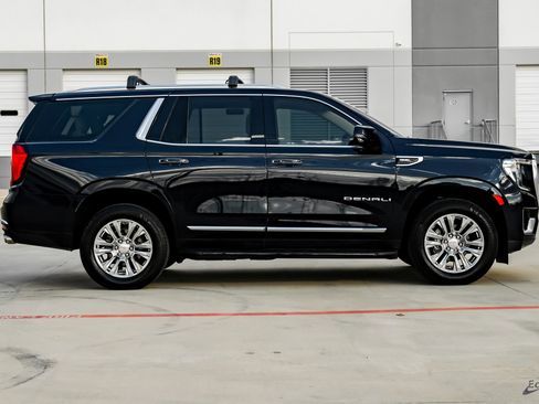 Used 2021 GMC Yukon Denali image 16