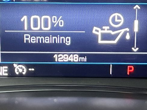 Used 2023 GMC Acadia SLE w/ LPO, Floor Liner Package image 7