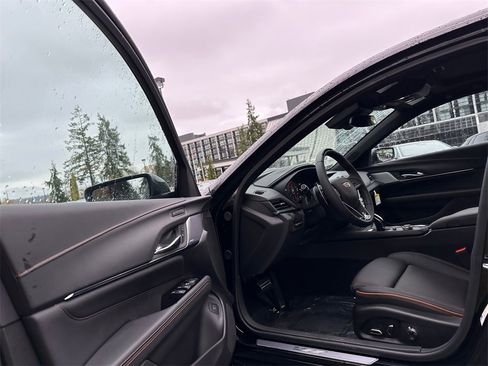 New 2025 Cadillac CT4 V w/ Super Cruise Package image 20