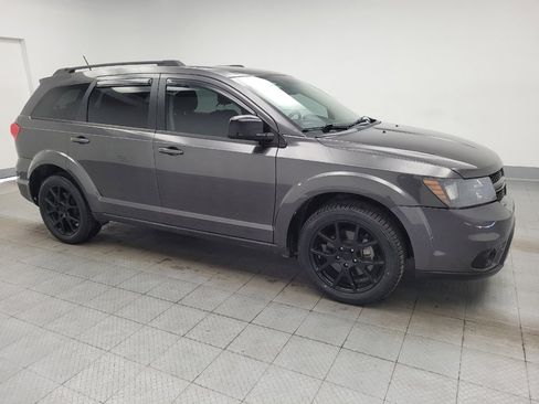 Used 2017 Dodge Journey SXT w/ Blacktop Package FWD image 11
