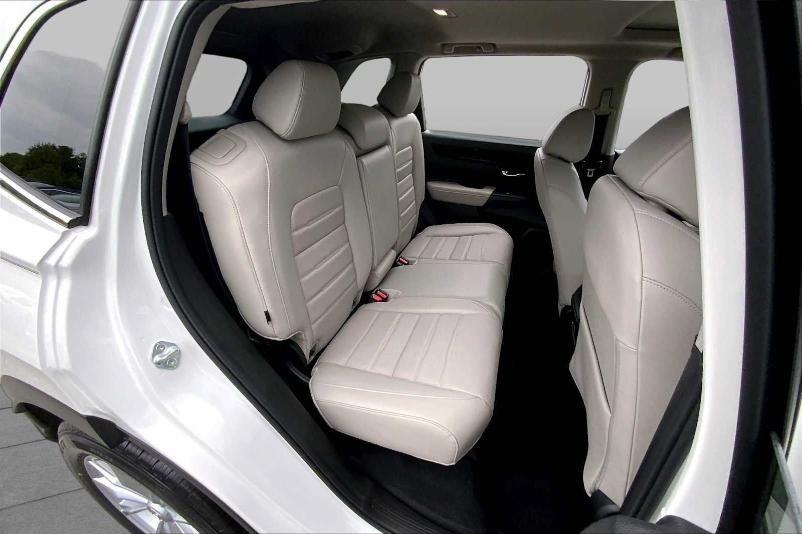 Used 2024 Honda CR-V EX-L image 19