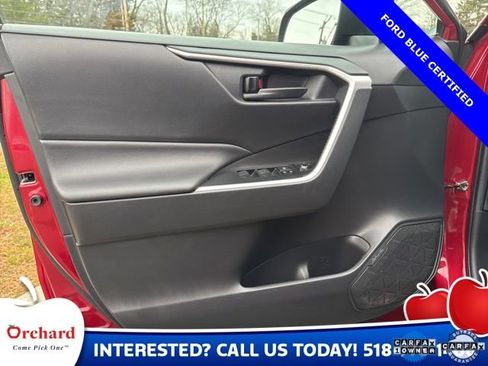 Used 2021 Toyota RAV4 LE image 12