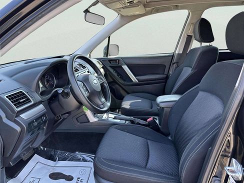 Used 2016 Subaru Forester 2.5i Premium w/ All-Weather Package AWD/4WD image 9