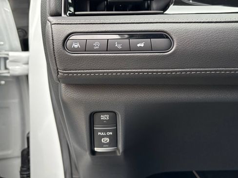 Used 2025 INFINITI QX80 Luxe AWD/4WD image 16