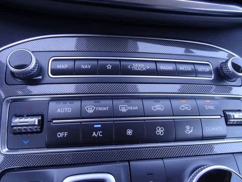 Used 2023 Hyundai Santa Fe SEL image 31