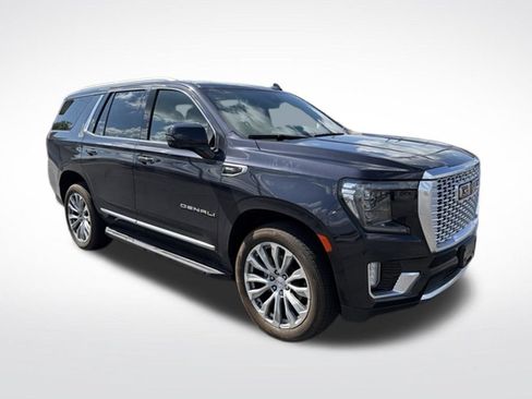 Used 2023 GMC Yukon Denali w/ LPO, Floor Liner Package AWD/4WD image 18