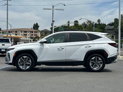 Used 2025 Hyundai Tucson SEL FWD image 2