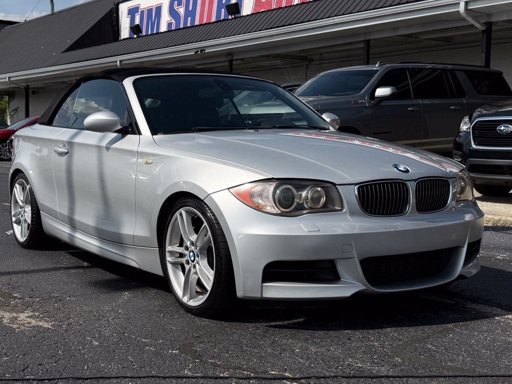 Used 2009 BMW 135i Convertible RWD image 4