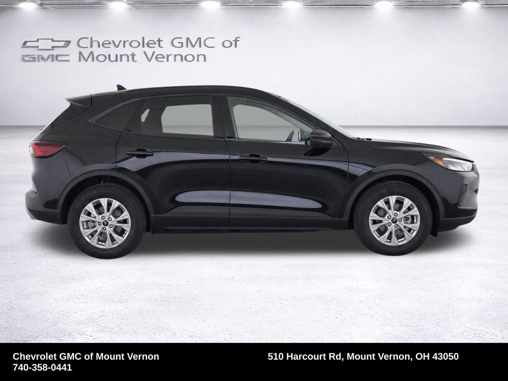 Used 2025 Ford Escape Active AWD/4WD image 43