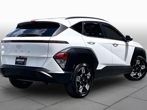 Used 2025 Hyundai Kona SEL FWD image 12