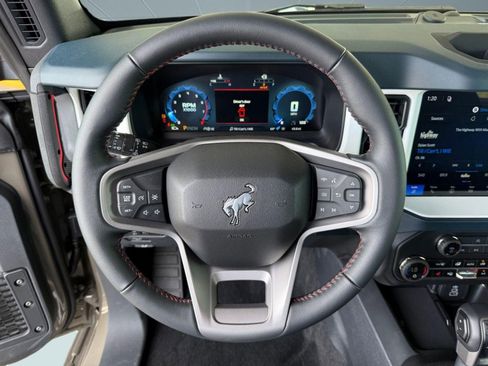 New 2026 Ford Bronco Heritage Edition AWD/4WD image 18