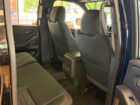 Used 2025 Nissan Frontier PRO-4X w/ Pro Convenience Package AWD/4WD image 17