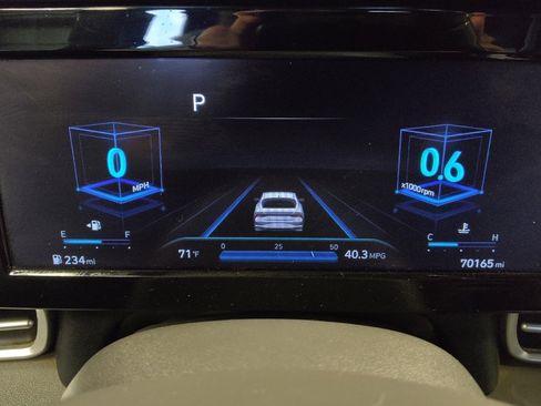 Used 2022 Hyundai Elantra SEL w/ Convenience Package image 23