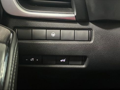 Used 2023 Nissan Rogue SV w/ SV Premium Package AWD/4WD image 32