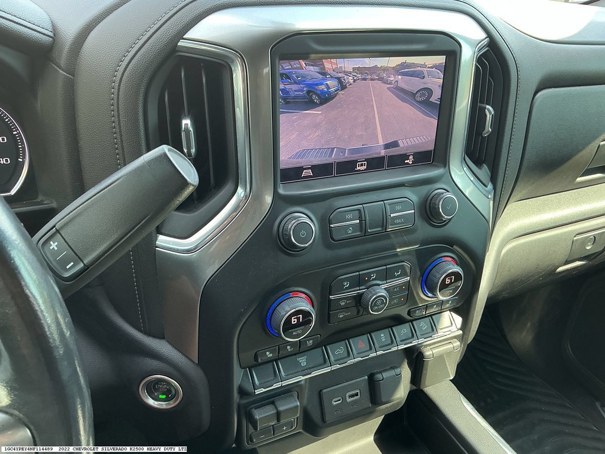 Used 2022 Chevrolet Silverado 2500 LTZ w/ LTZ Convenience Package AWD/4WD image 12