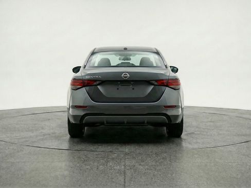 Used 2025 Nissan Sentra S image 7