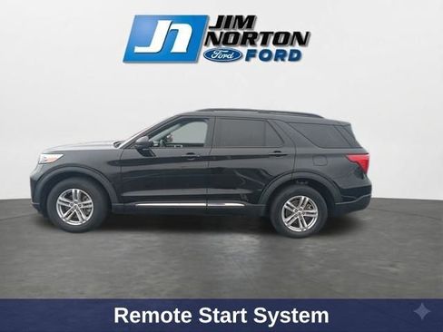 Used 2023 Ford Explorer XLT w/ Equipment Group 202A image 6