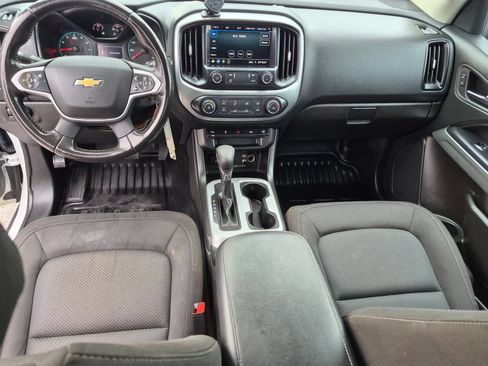 Used 2022 Chevrolet Colorado LT w/ Fleet Safety Package RWD image 15