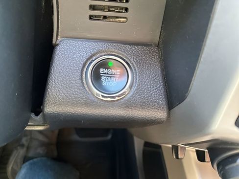 Used 2020 Ford F150 Lariat w/ Equipment Group 502A Luxury image 32