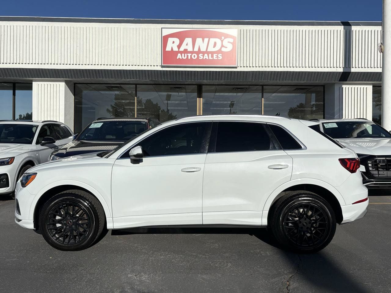 Used 2022 Audi Q3 2.0T Premium w/ Convenience Package AWD/4WD image 17