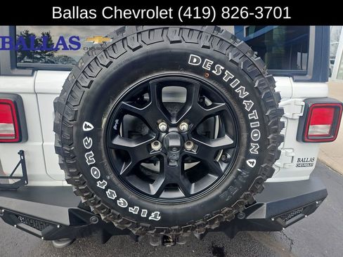 Used 2022 Jeep Wrangler Sport AWD/4WD image 31