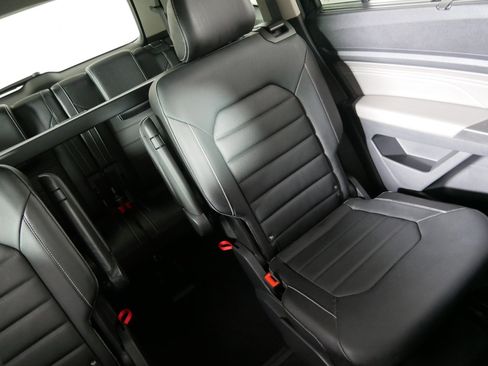Used 2022 Volkswagen Atlas SEL Premium AWD/4WD image 14