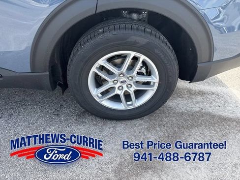 New 2026 Ford Explorer Active w/ Active Comfort Package RWD image 16