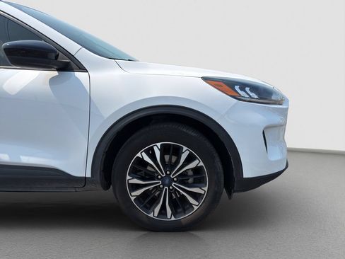 Used 2021 Ford Escape SE w/ SE Sport Appearance Package AWD/4WD image 23