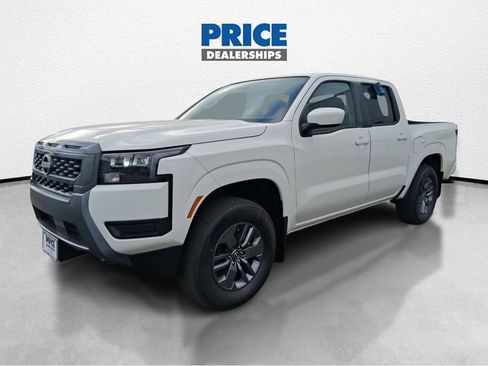 New 2026 Nissan Frontier SV image 2