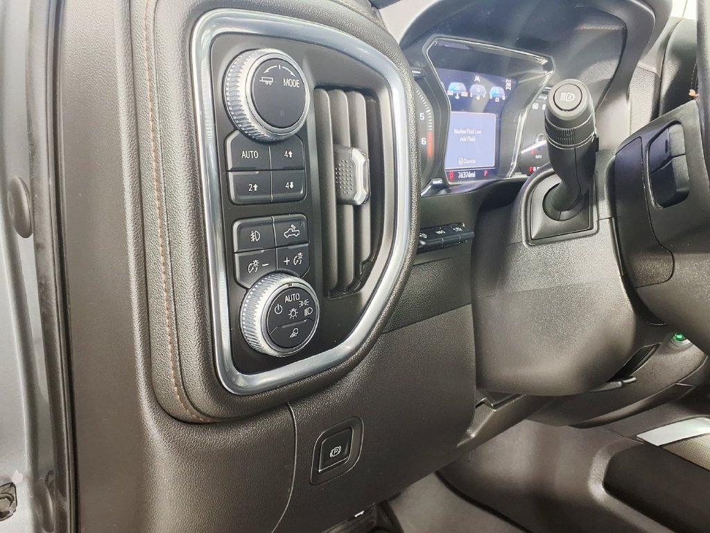 Used 2021 GMC Sierra 1500 AT4 w/ AT4 Premium Package AWD/4WD image 16