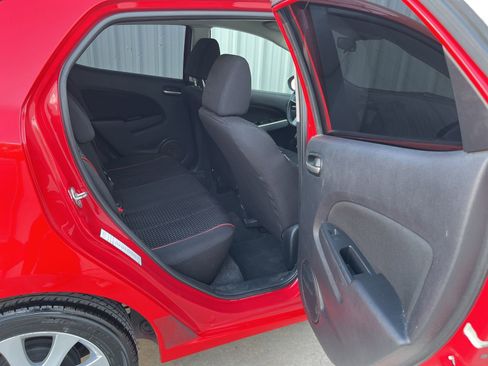 Used 2012 MAZDA MAZDA2 Touring FWD image 14