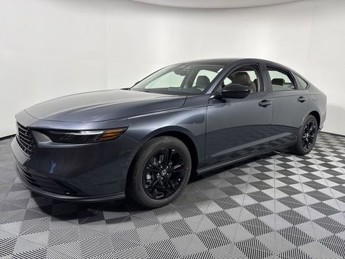 New 2025 Honda Accord SE image 2