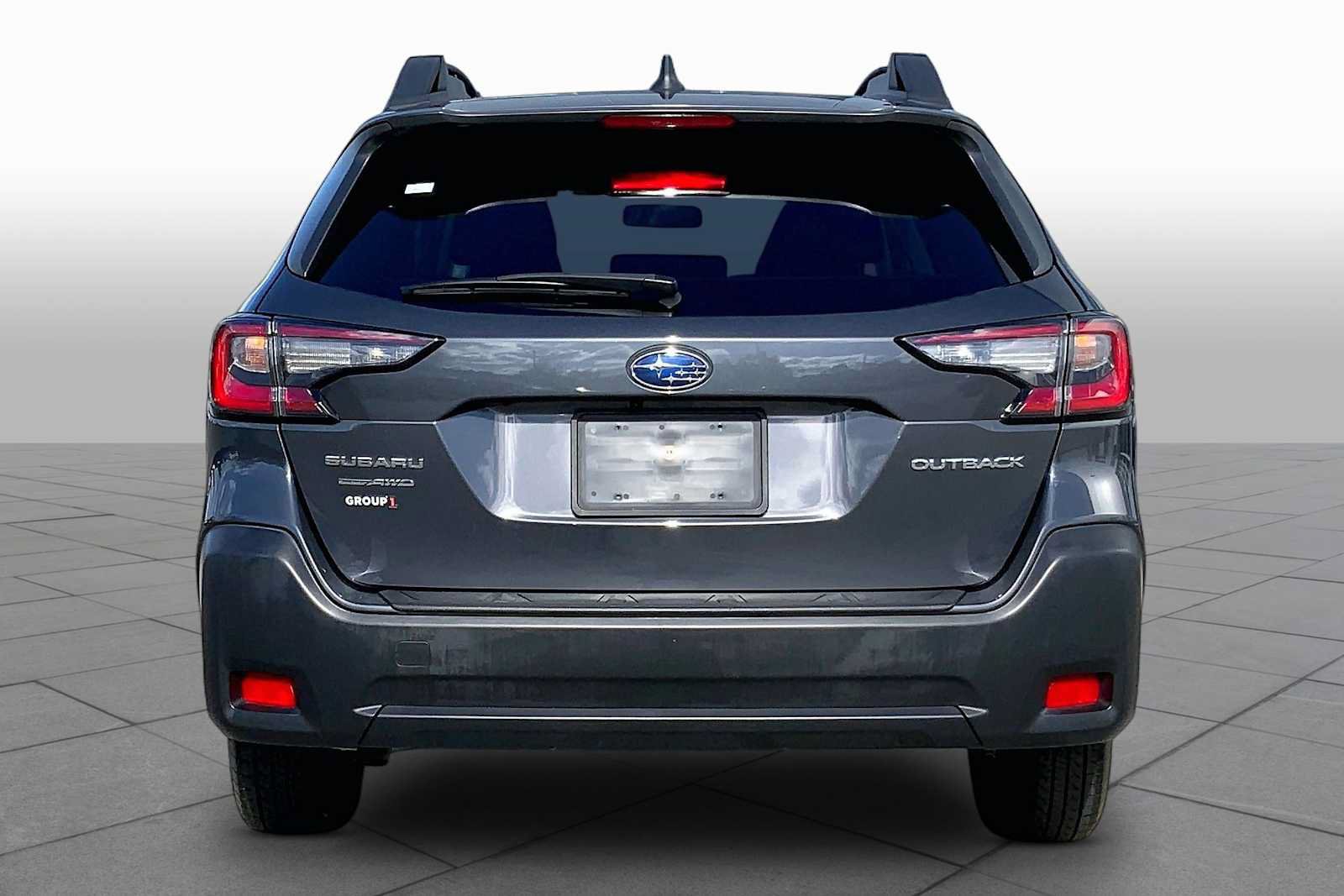 Used 2024 Subaru Outback Premium AWD/4WD image 5
