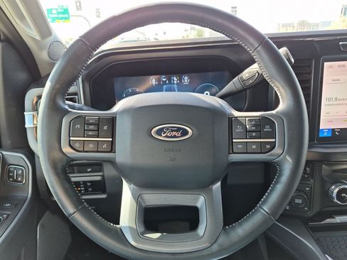 Used 2024 Ford F250 Lariat w/ Sport Appearance Package AWD/4WD image 16