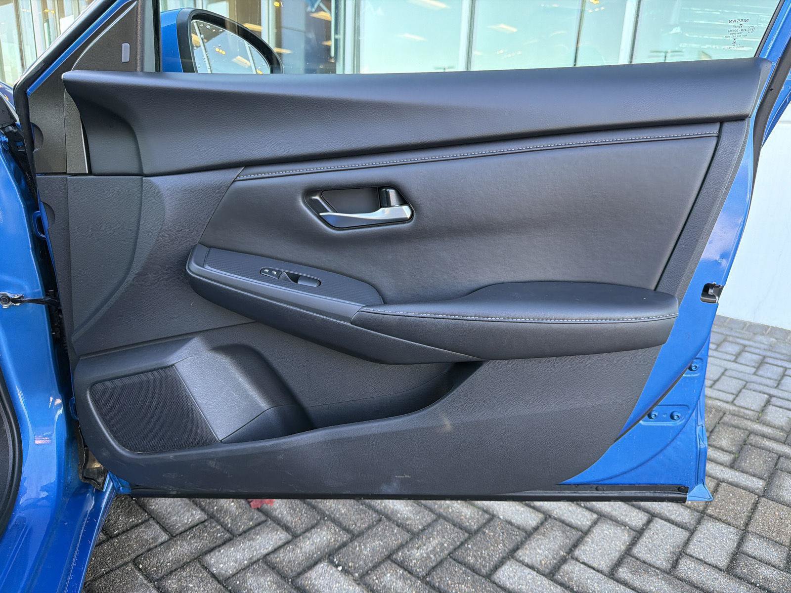 Used 2024 Nissan Sentra SV FWD image 29