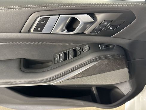 Used 2025 BMW X5 xDrive40i image 20