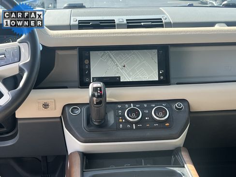Used 2022 Land Rover Defender 110 S AWD/4WD image 31