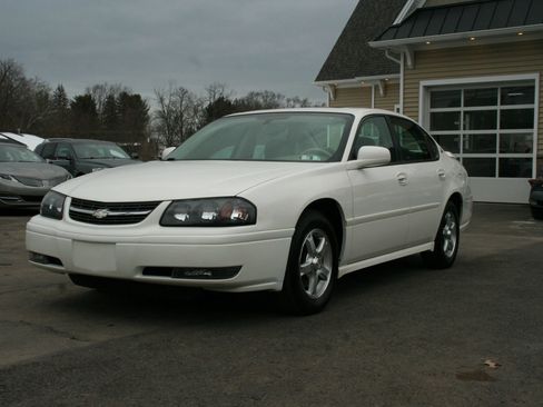 Used 2005 Chevrolet Impala LS w/ Sun And Sound Package image 1