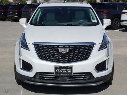 Used 2020 Cadillac XT5 Premium Luxury image 2