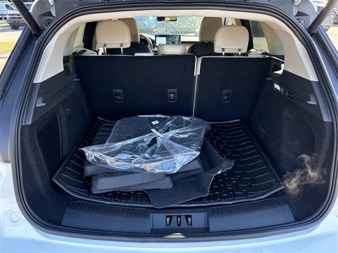 New 2026 Lincoln Corsair Reserve image 12