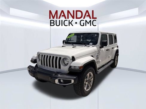 Used 2022 Jeep Wrangler Unlimited Sahara w/ Cold Weather Group AWD/4WD image 1