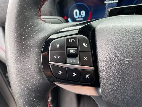 Used 2025 Ford Explorer ST-Line w/ Premium Package AWD/4WD image 31