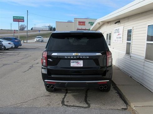 Used 2021 Chevrolet Suburban High Country image 8