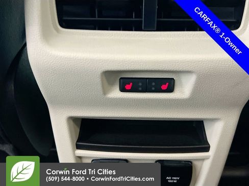 Used 2019 Ford Edge Titanium w/ Equipment Group 301A image 30