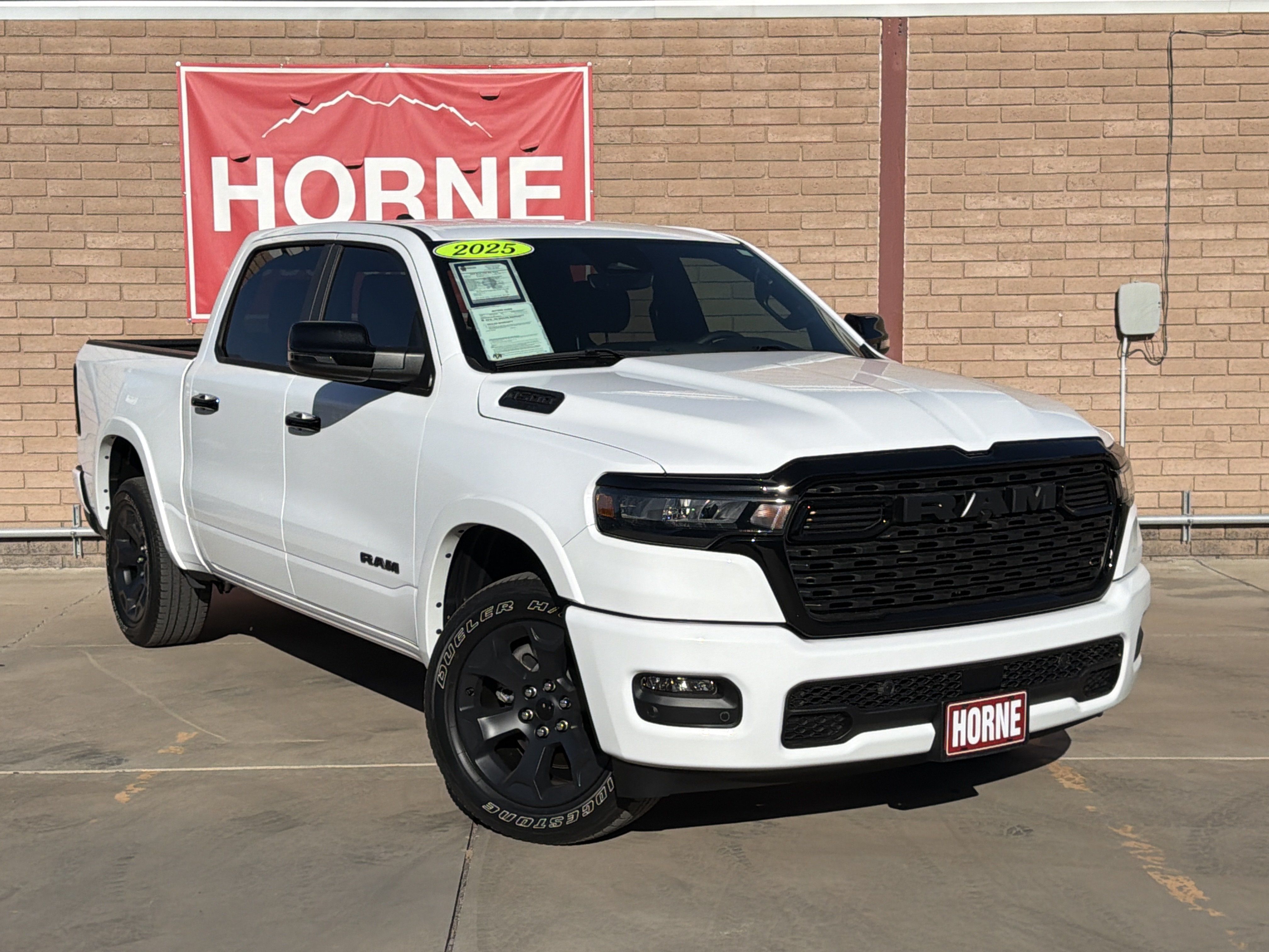 Used 2025 RAM 1500 Big Horn AWD/4WD image 3