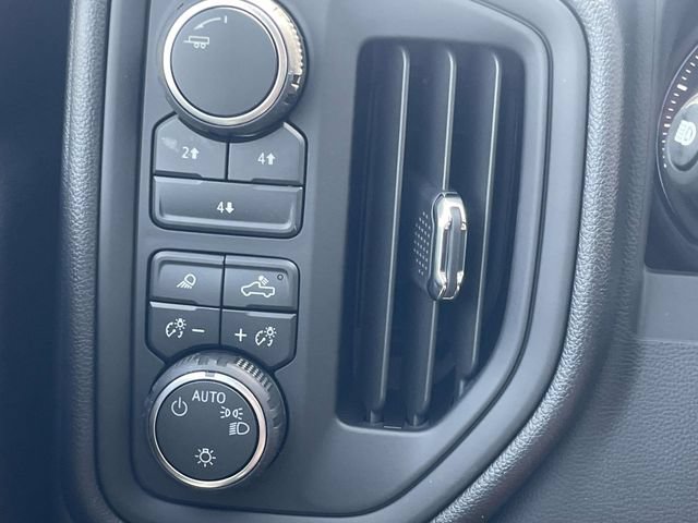New 2026 Chevrolet Silverado 2500 Custom w/ Custom Value Package AWD/4WD image 19