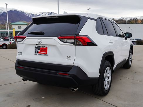 Certified 2024 Toyota RAV4 LE image 8