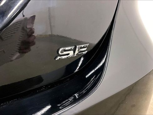 Used 2020 Toyota Camry SE w/ Audio Package image 24